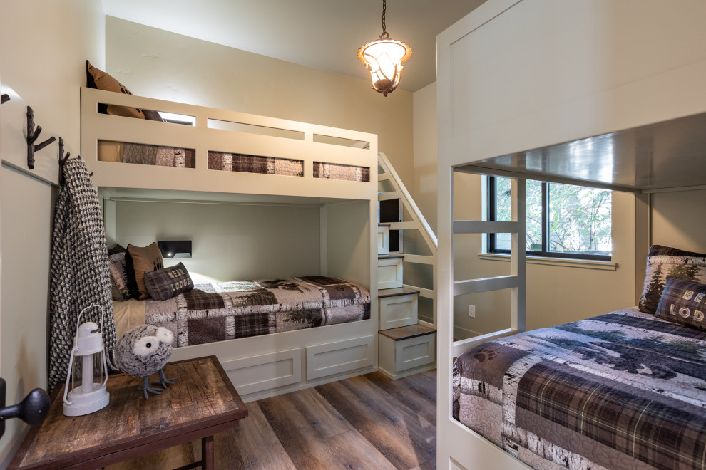 Inspiration for a kids' room remodel in Sacramento