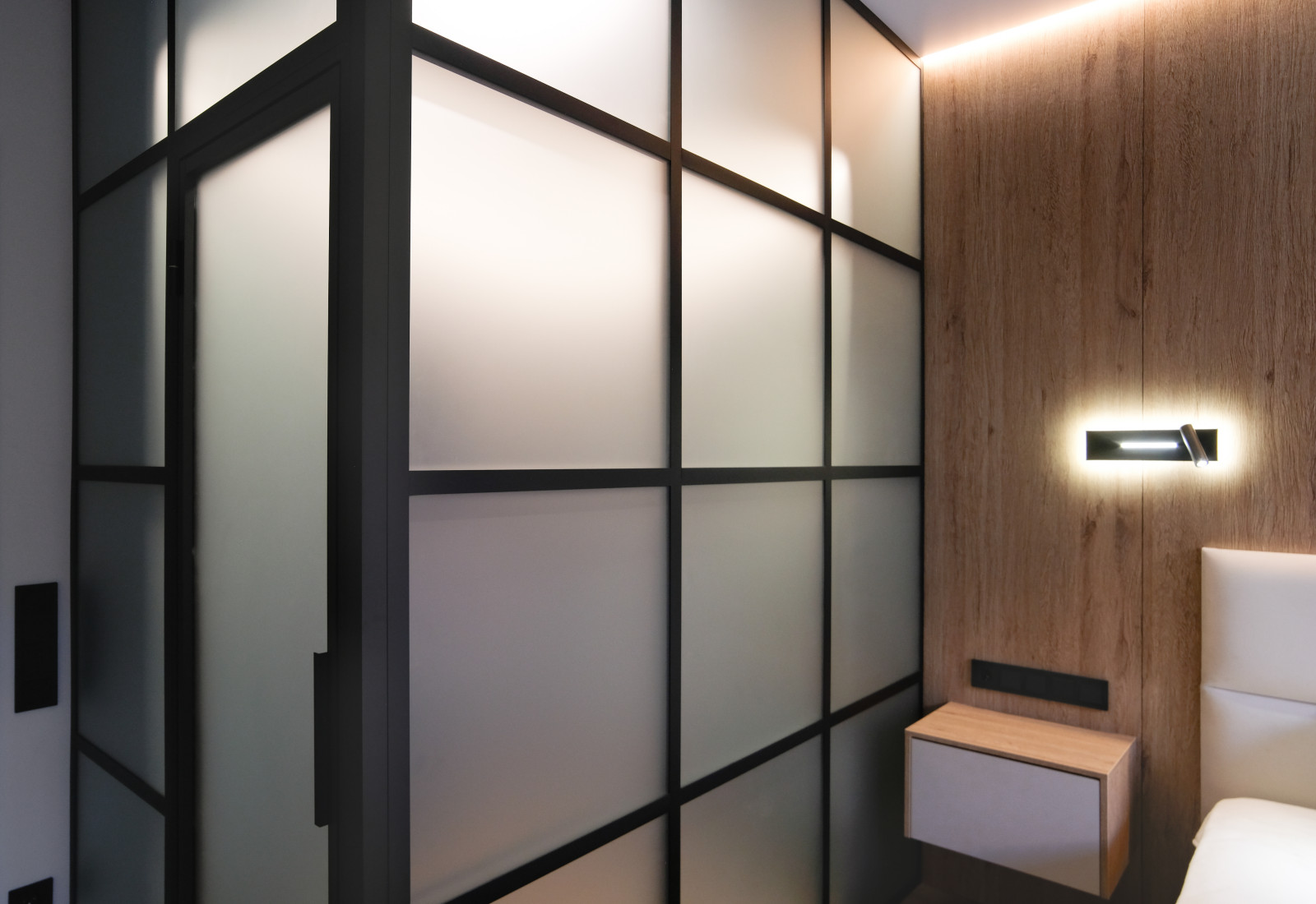 Квартира с дизайнерским ремонтом и освещением