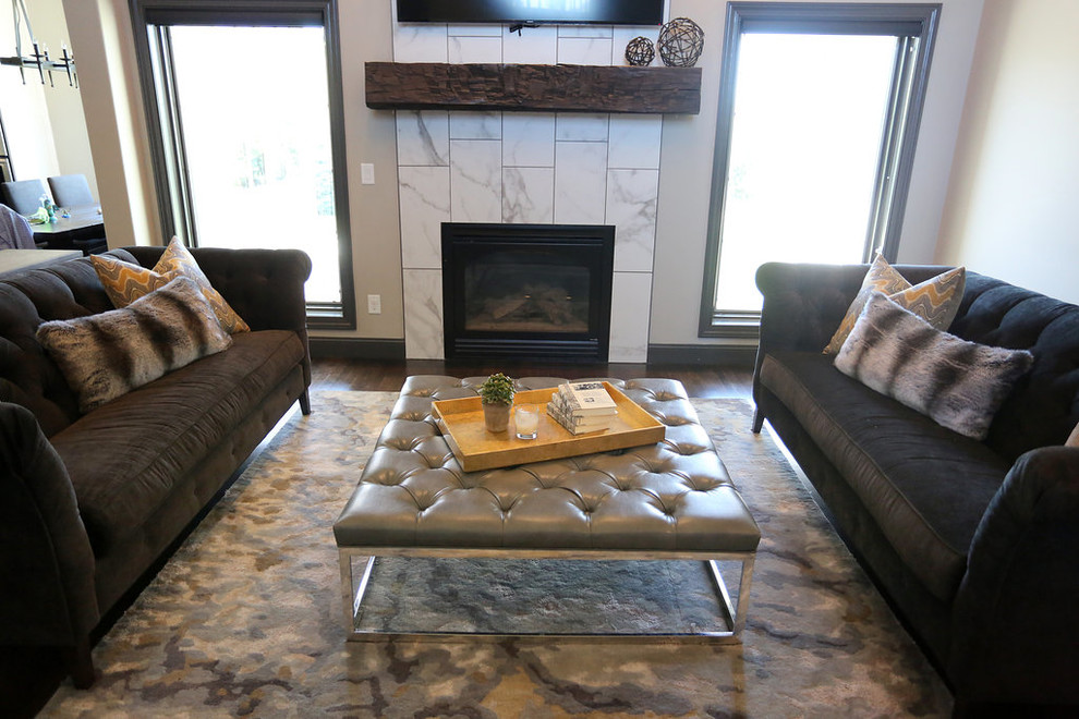 Home design - transitional home design idea