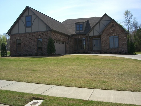 Home design - traditional home design idea in Birmingham