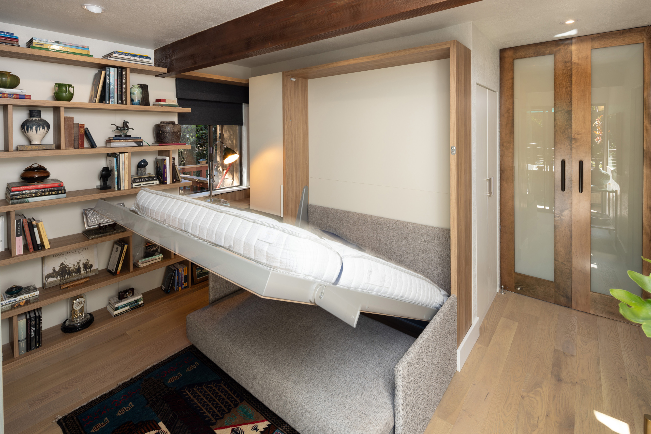 Mid-Century Among the Oaks Condo