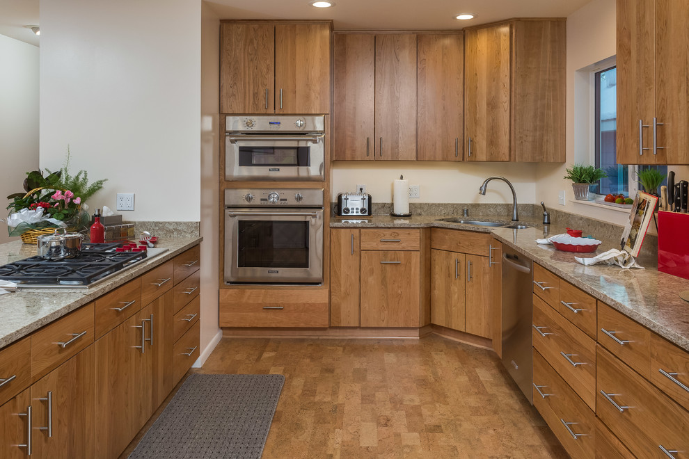 Kitchen - transitional kitchen idea