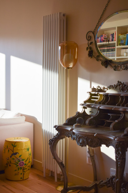R&eacute;novation compl&egrave;te d'appartement retro-vardagsrum