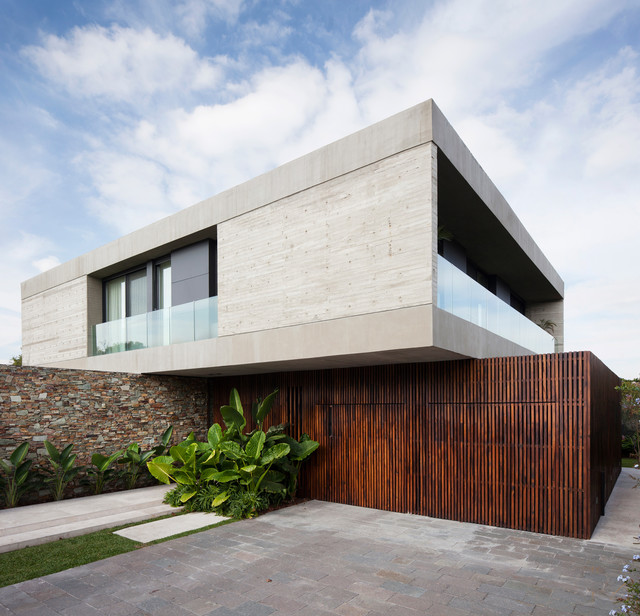 CASA G&Uuml;ELL modern