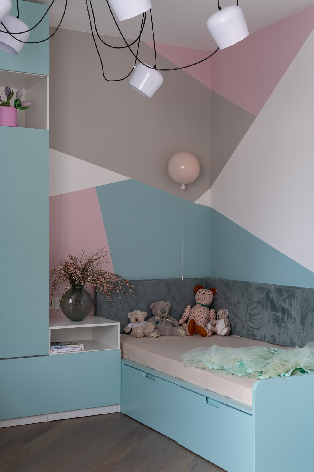 Пространство для девочек/ Girls’s space