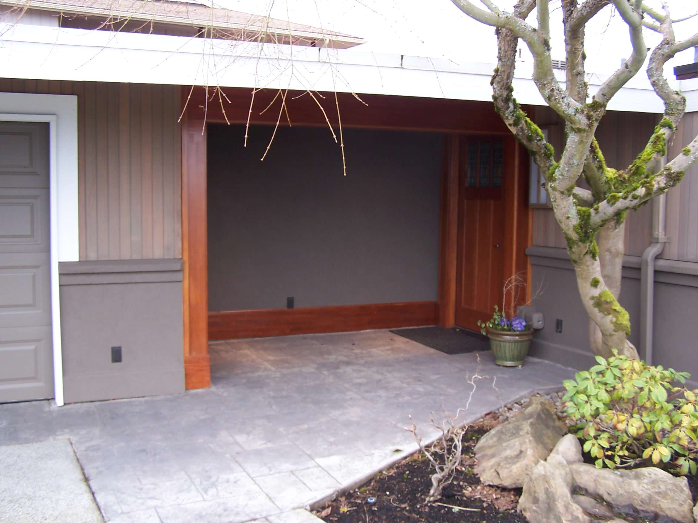 Bellevue/Deck/Siding