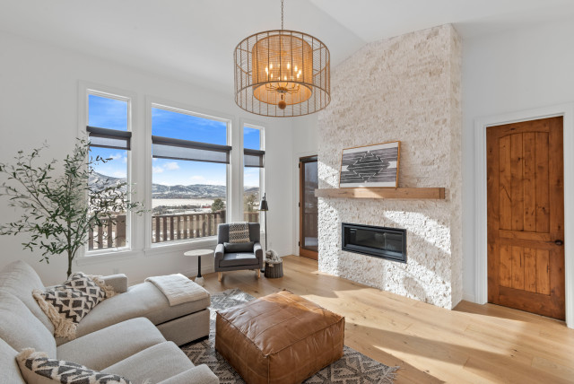 Park City Remodel contemporary-vardagsrum