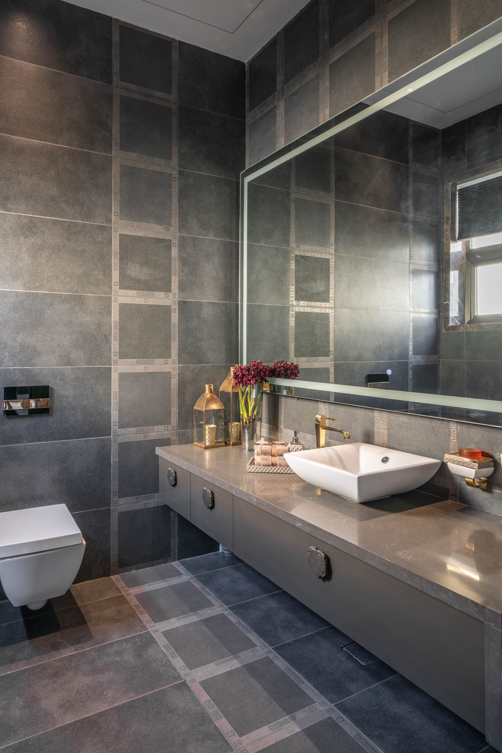 75 Beautiful Powder Room With A Floating Vanity Pictures Ideas November 2020 Houzz