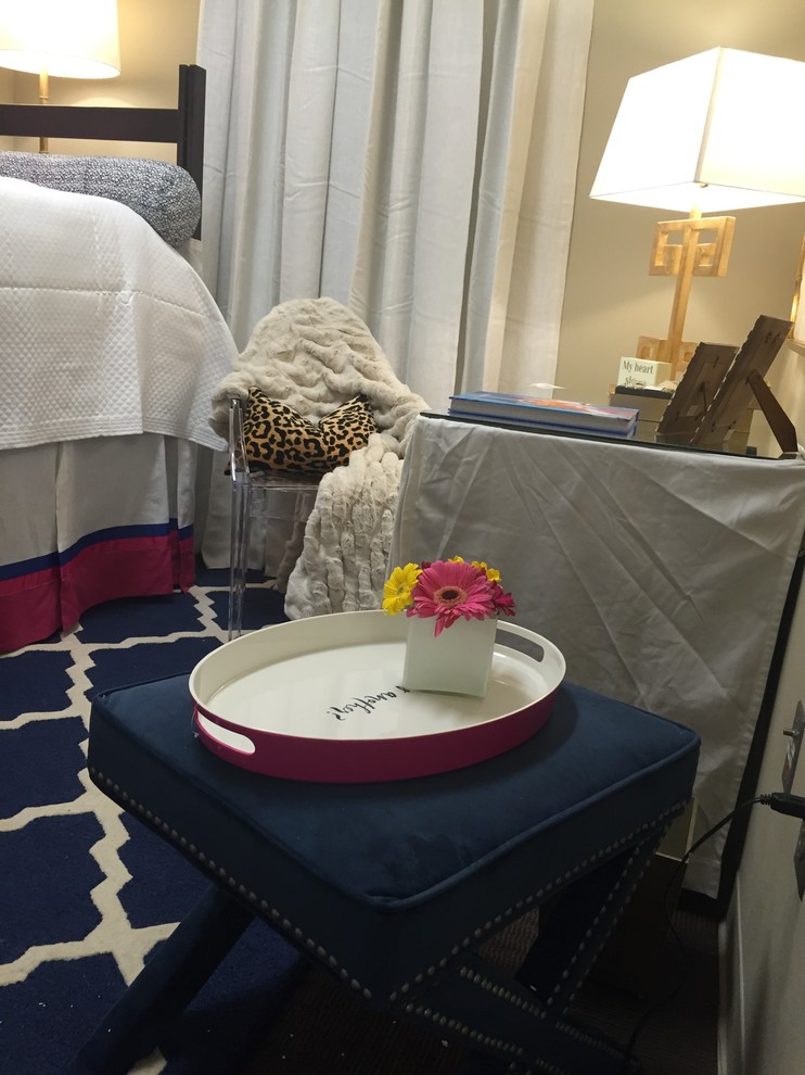 Inspiration for a transitional home design remodel in Jackson