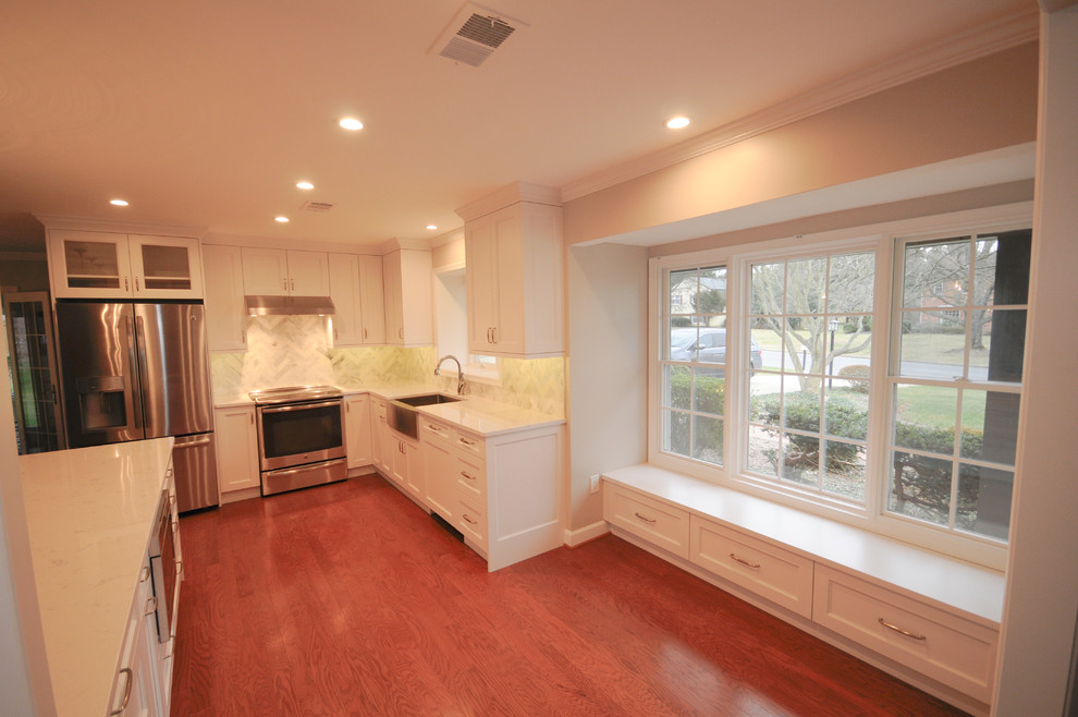 Transitional home design photo in DC Metro