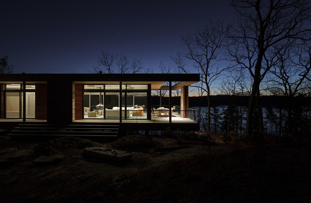 Riverhouse contemporary-exterior