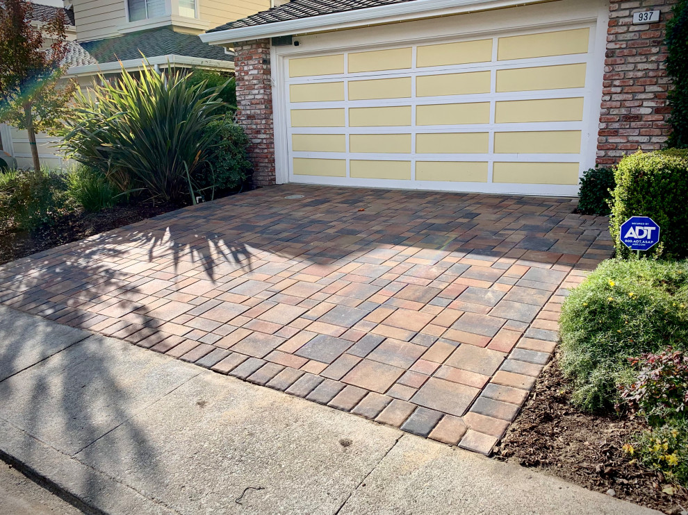 Interlocking Pavers for Driveways