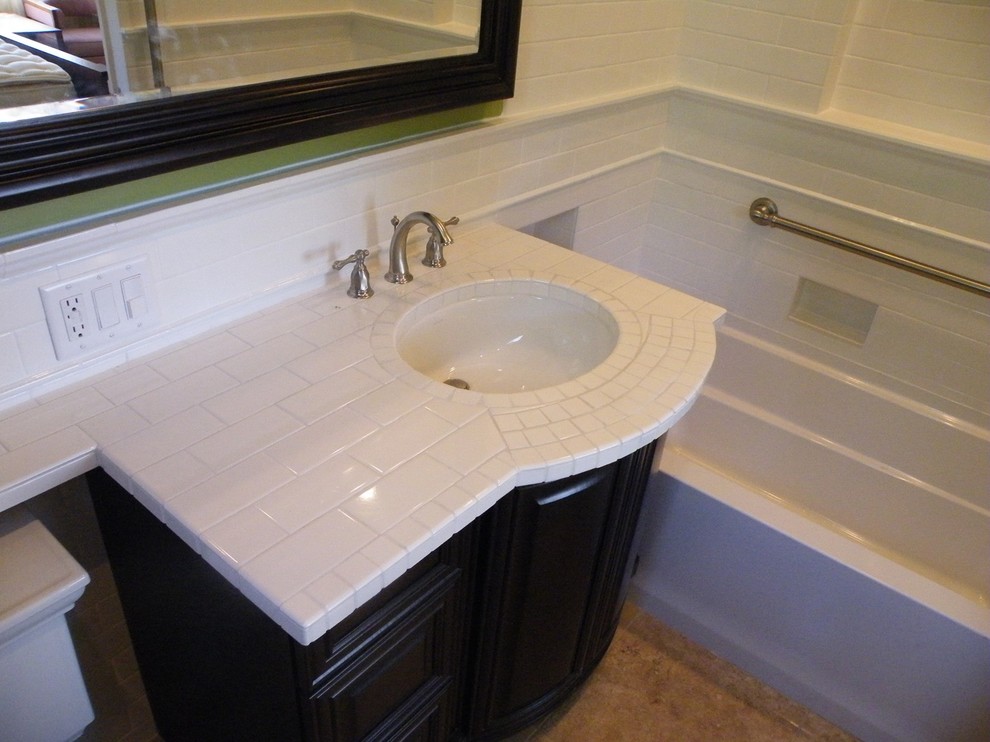 Home design - rustic home design idea in Phoenix