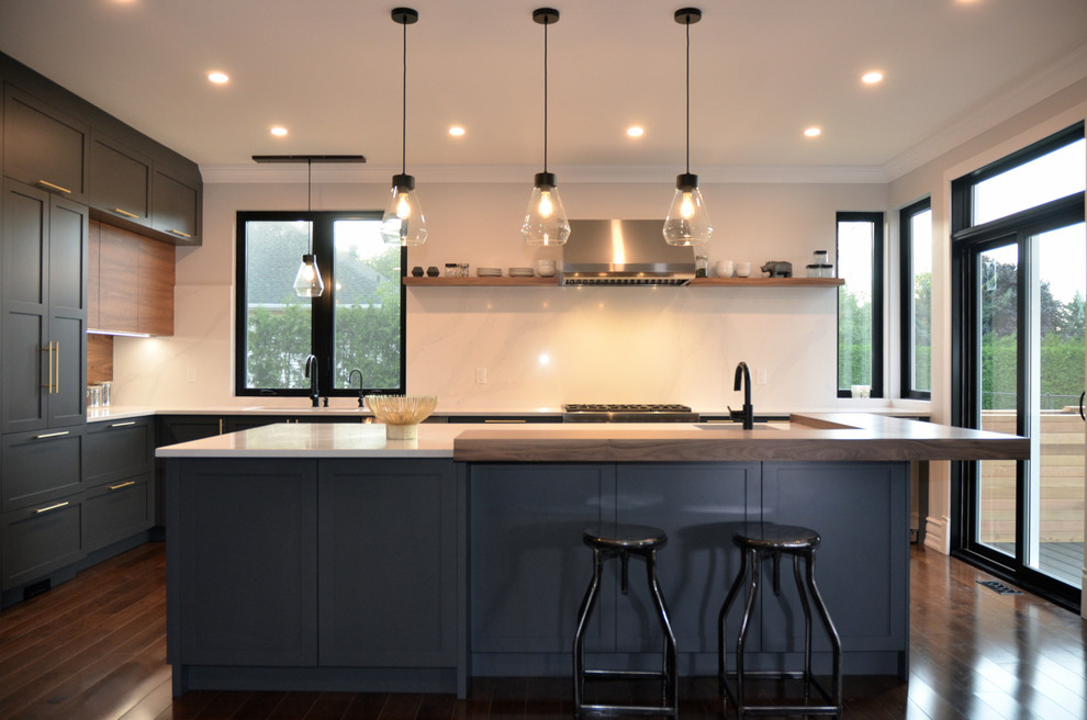 Home design - transitional home design idea in Ottawa