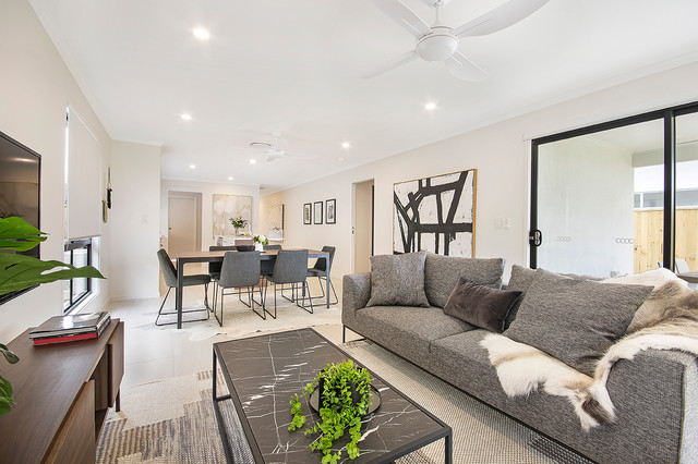 Harmony Display Home contemporain-salon