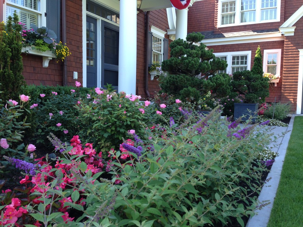 Pool & Landscape in Kennebunk Maine Traditional Landscape