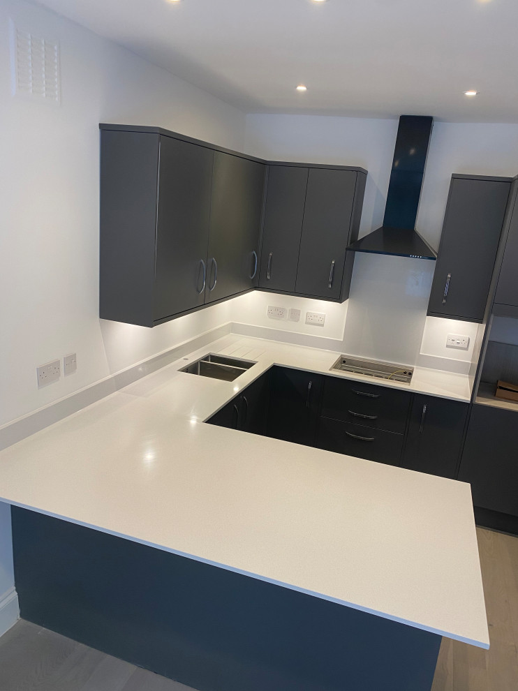 Worktop specialists (quartz, oak, compact laminate, laminate)