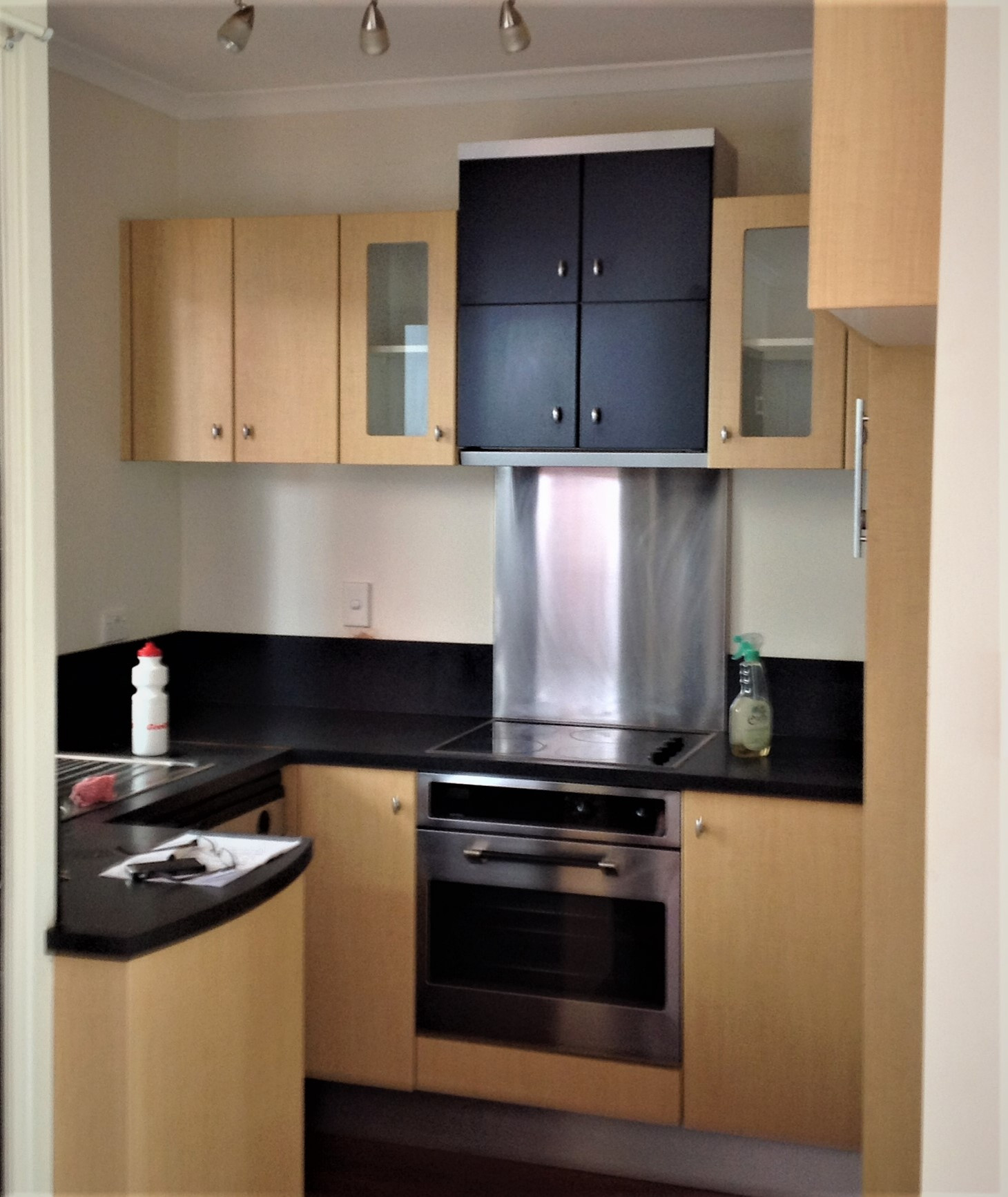 Complete Kitchen renovation - Taringa