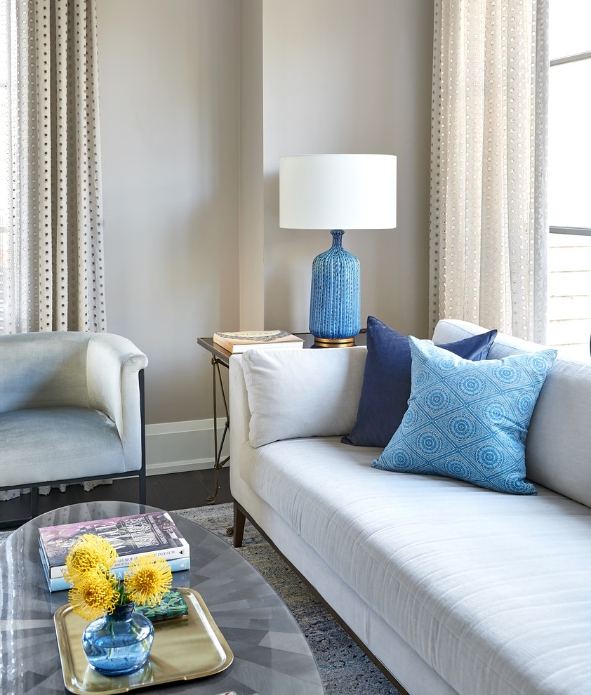 Inspiration for a transitional home design remodel in Toronto