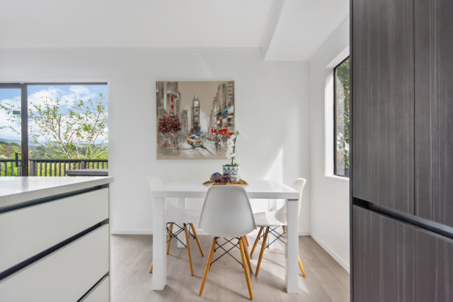 Wallace Road, Ranui contemporary-matplats