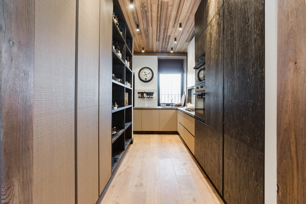 Необычное сочетание березы Old legno naturale, структурного шпона и эмали