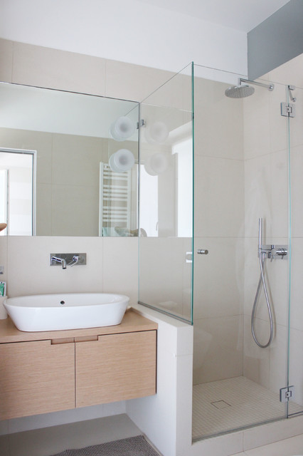 9016 contemporary-bathroom