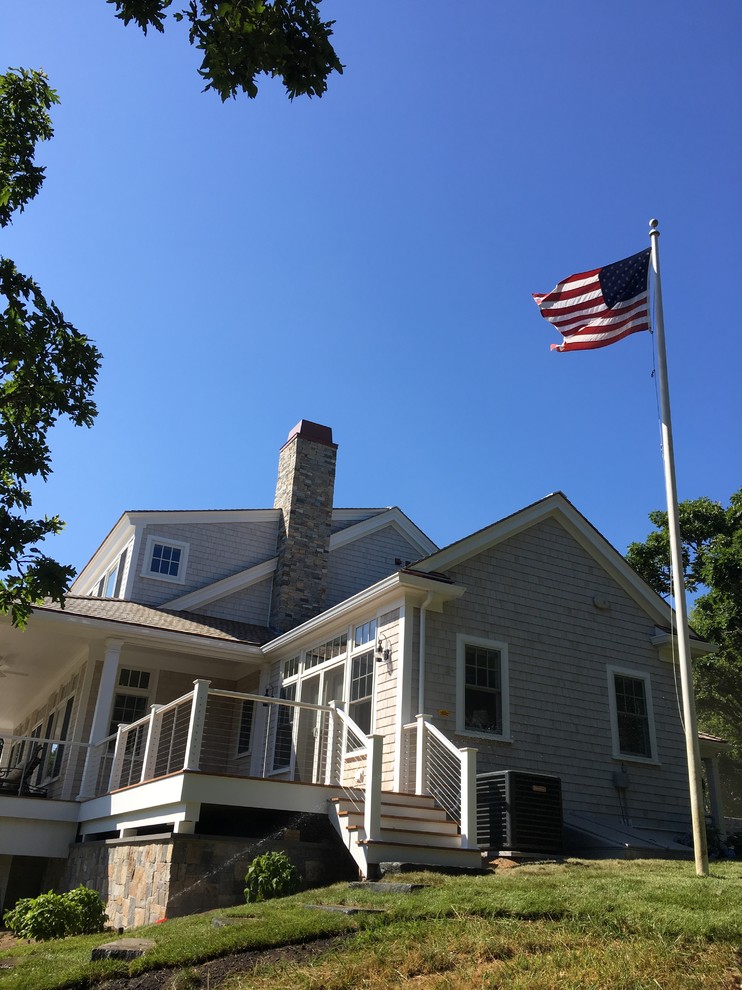 Transitional home design photo in Boston
