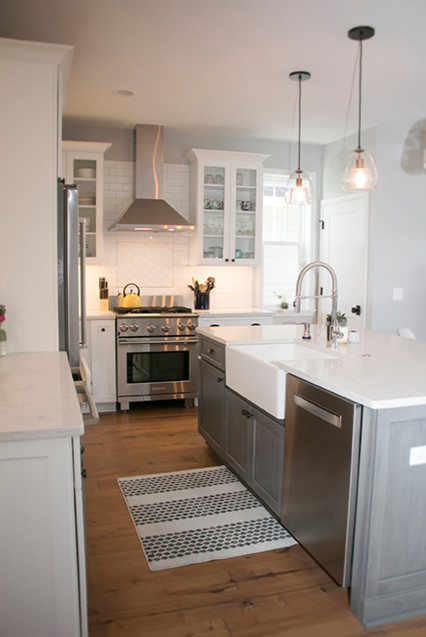 Modern Industrial - Modern - Kitchen - Detroit - by DJL Builders | Houzz UK