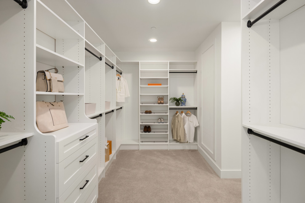Design ideas for a country storage and wardrobe in Seattle.