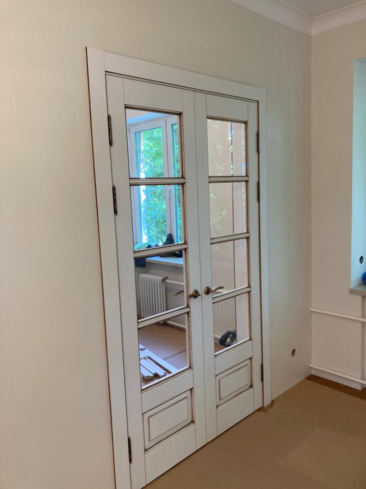 Двери из массива (фото работ с нескольких объектов)