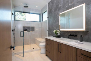 7 Stylish New Bathrooms With Low-Curb Showers (7 photos)