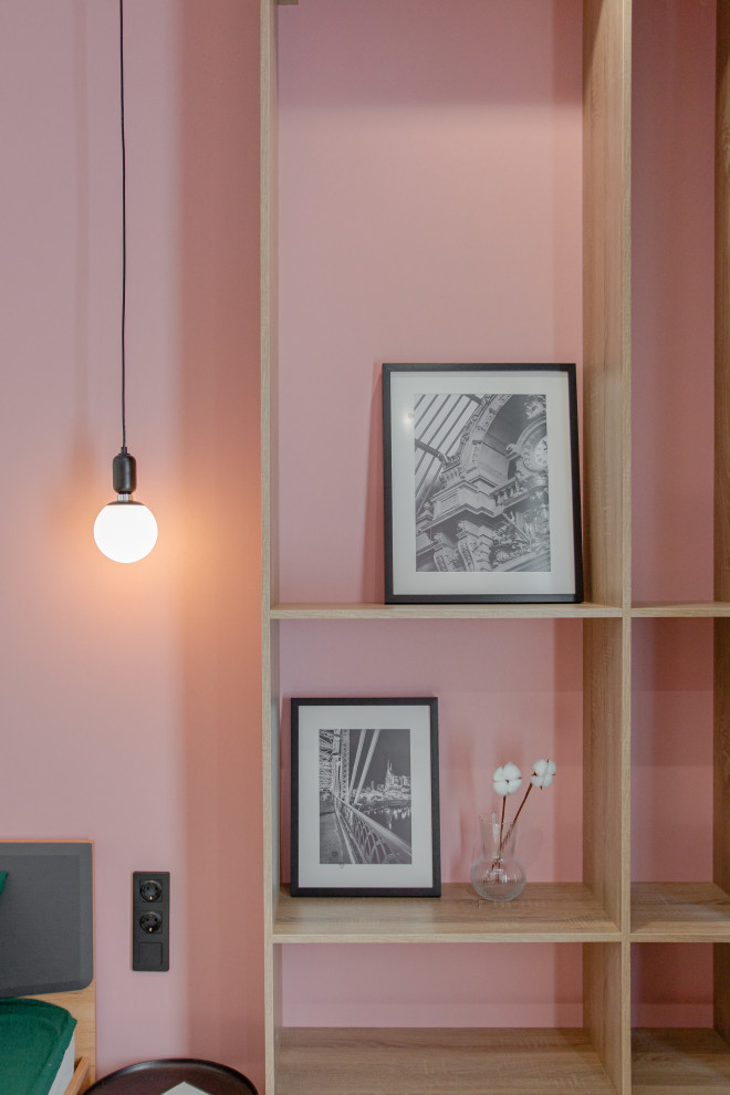 Neva-Neva Реализация