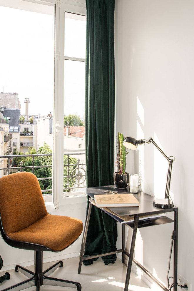 パリにあるコンテンポラリースタイルのおしゃれな住まいの写真