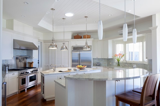 A Pristine Paradise tropical-kitchen