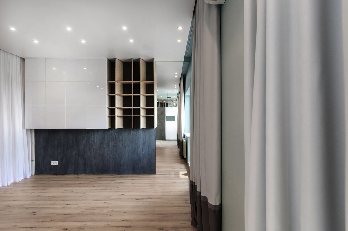 Студия с альковом в джунглях