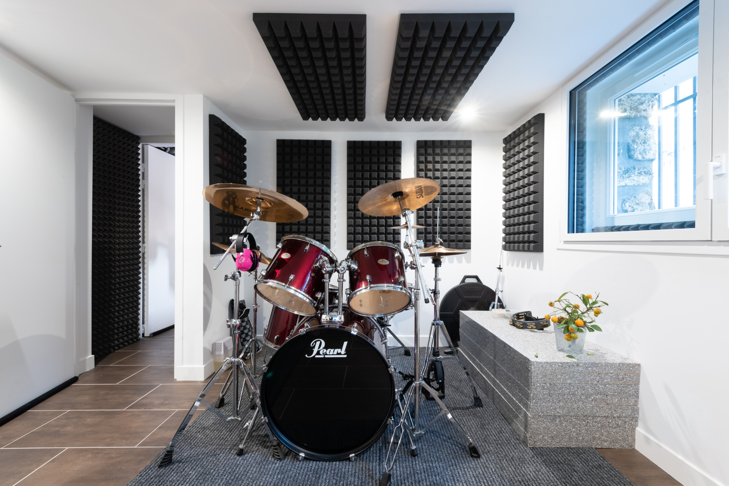Rénovation d'une maison au Vesinet et création d'un studio de musique.