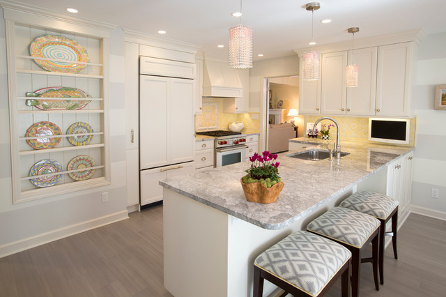 Transitional Kitchen nyklassisk-koek