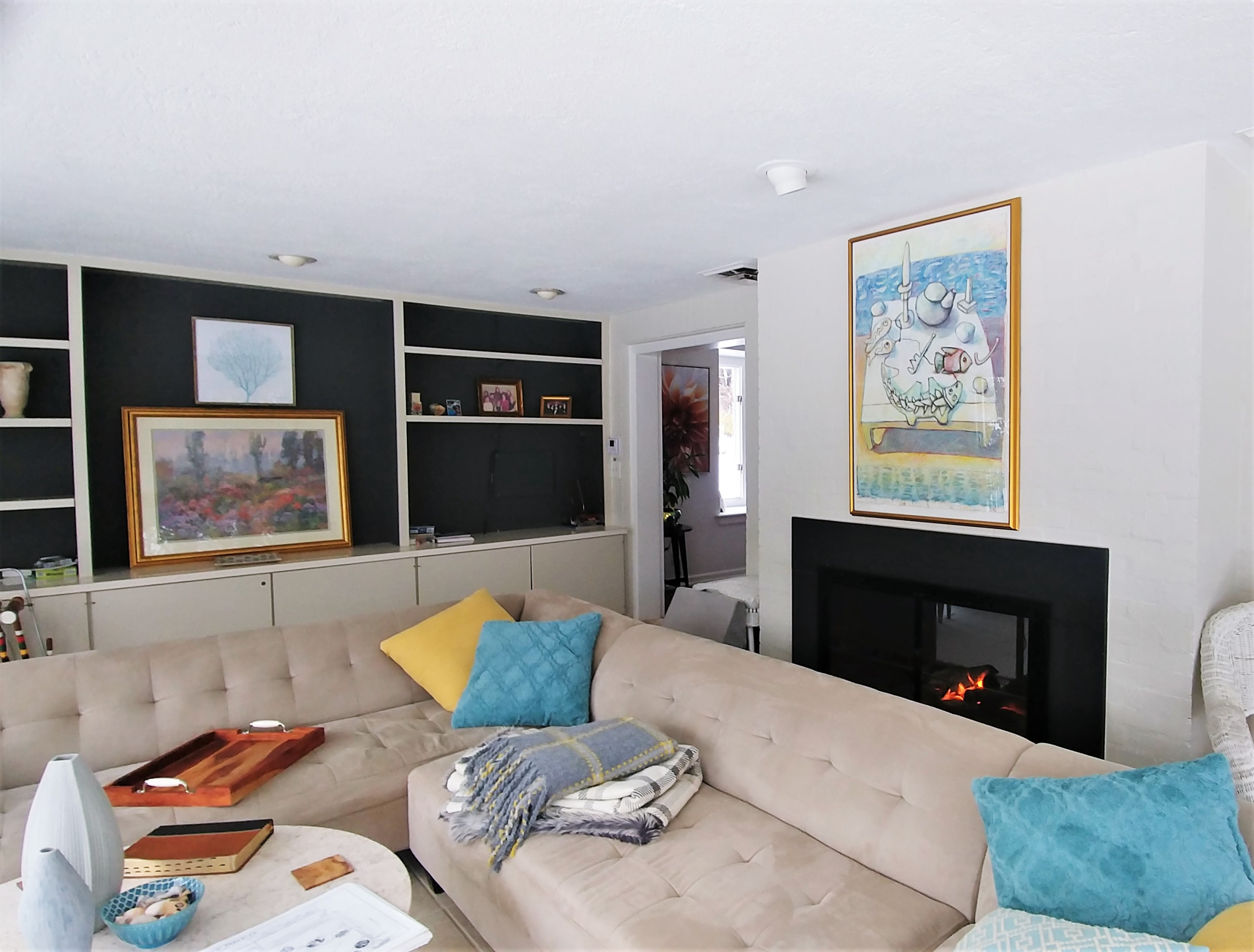Sunroom- near pool