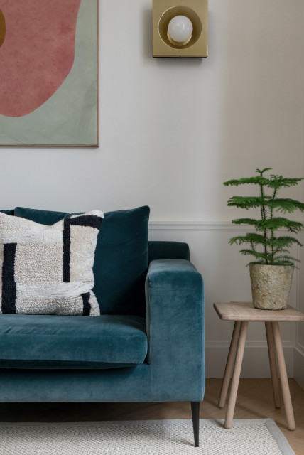 MELBOURNE GROVE eclectic-living-room