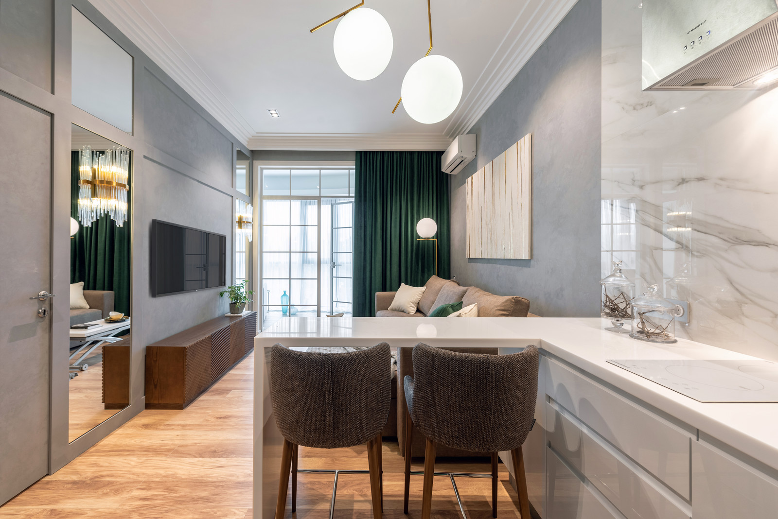 Изумруд на Парковой