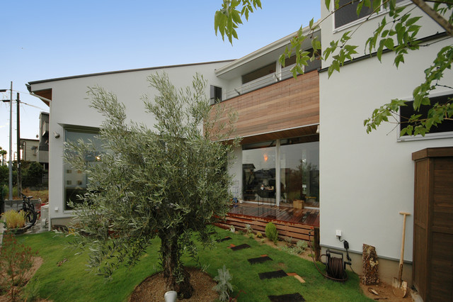 浜松の家 mid-century-patio