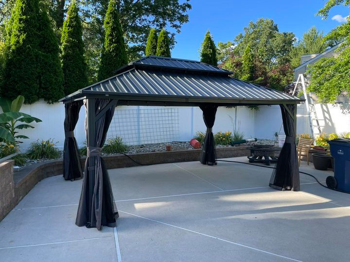 Steel Pergola Construction