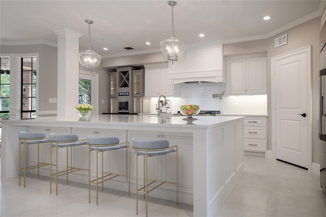 Carrara Morro Quartz Countertops - Modern - Kitchen - Houston - by ...