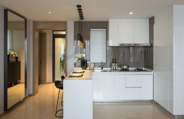 White Kitchen minimalistisch-kueche
