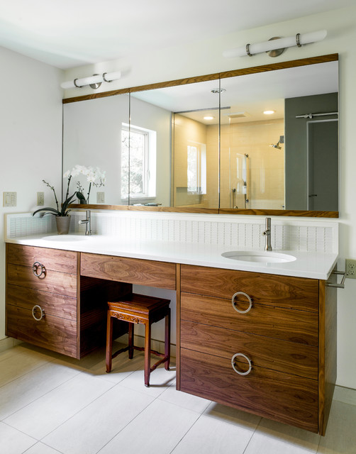 Broadleaf Residence contemporary-badrum