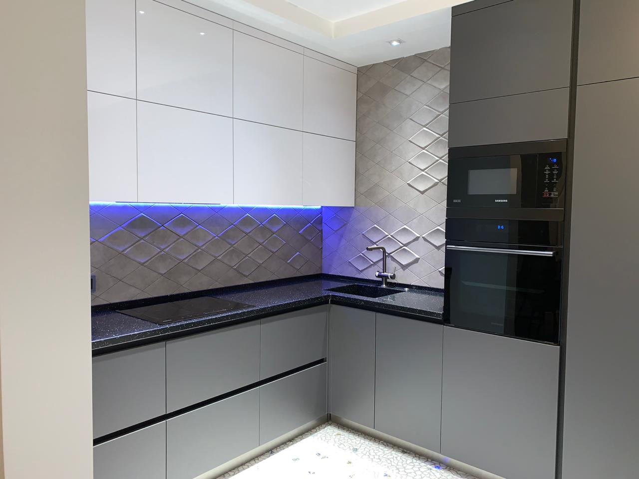 Кухня в современном стиле