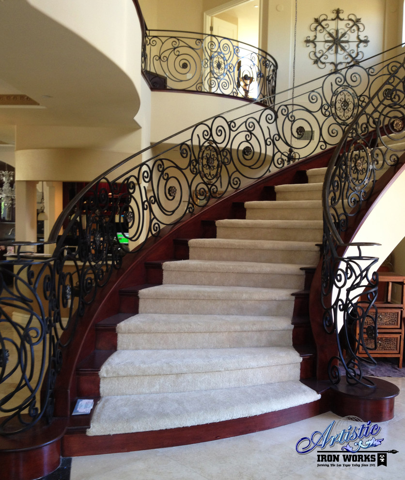 Design ideas for a traditional staircase in Las Vegas.