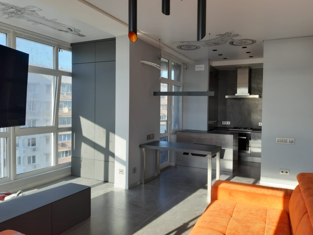 Стилизованный проект в стиле KTM (нержавеющая сталь, керамика, стекло)