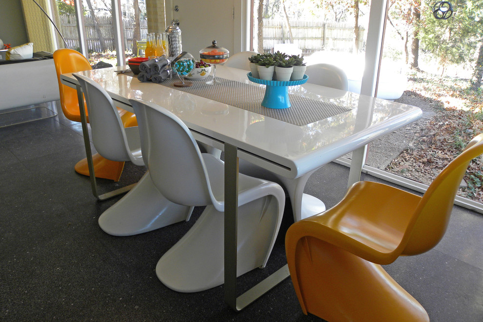 Inspiration for a midcentury dining room in Dallas.