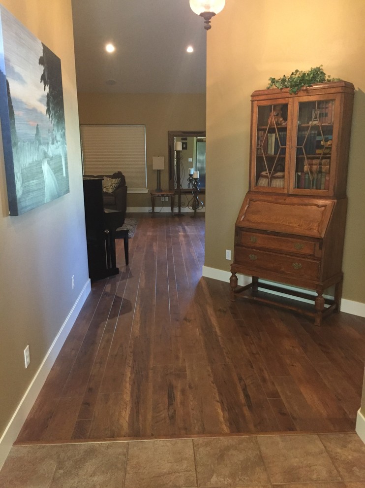 Mountain style entryway photo in Seattle